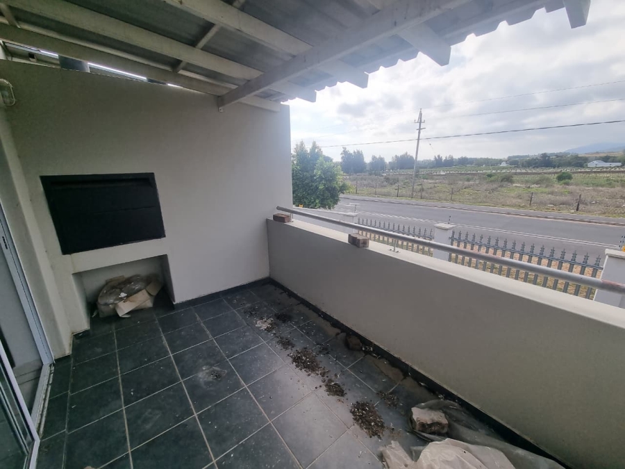 2 Bedroom Property for Sale in Klein Drakenstein Western Cape